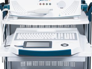 Multi-Dop X mit Farb-Doppler-Modul – Ergonomisches Bediencockpit mit integrierter Tastatur, Trackball und Fernbedienung